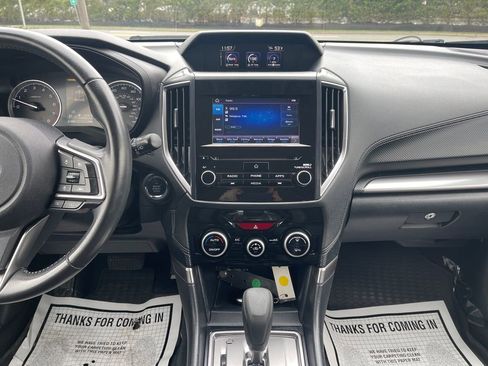 Used 2019 Subaru Forester Premium AWD/4WD image 24