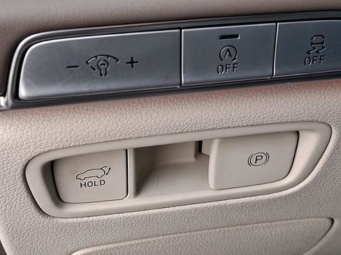 Used 2022 Genesis GV80 3.5T Advanced + image 24