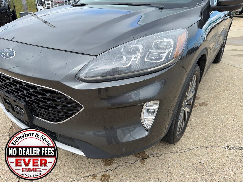 Used 2020 Ford Escape Titanium AWD/4WD image 11