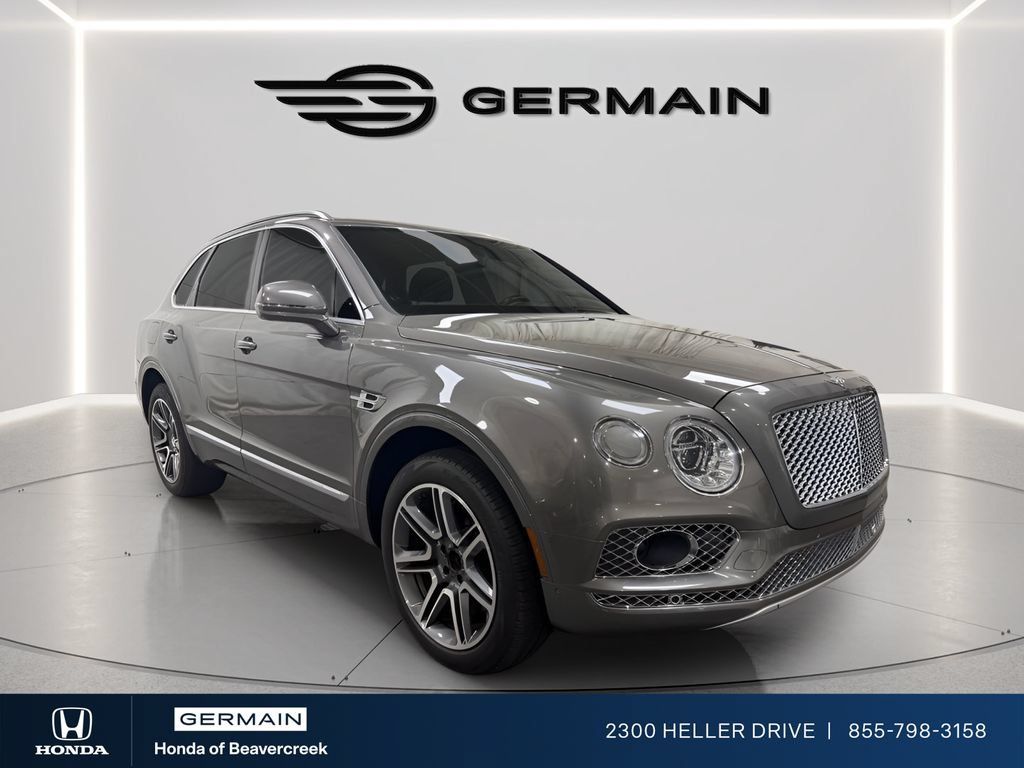 Used 2018 Bentley Bentayga AWD/4WD image 2