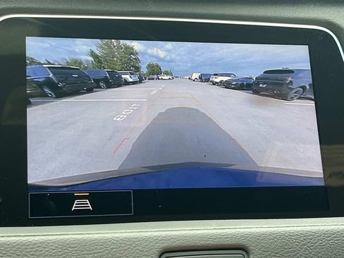Used 2021 Cadillac XT4 Premium Luxury FWD image 43