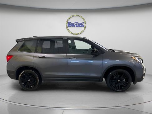 Used 2021 Honda Passport Sport image 6