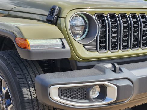 New 2026 Jeep Gladiator Sport AWD/4WD image 9