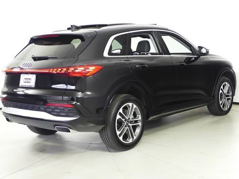 Used 2025 Audi Q5 Premium w/ Convenience Package AWD/4WD image 7