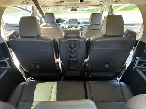 Used 2018 Honda Odyssey Elite image 17