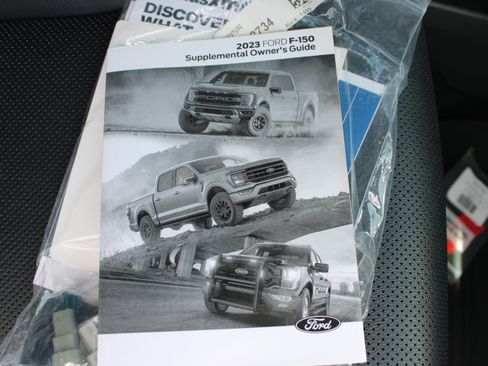 Used 2023 Ford F150 Lariat w/ FX4 Off-Road Package AWD/4WD image 23
