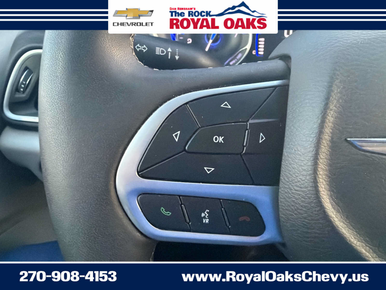 Used 2023 Chrysler Voyager LX FWD image 40