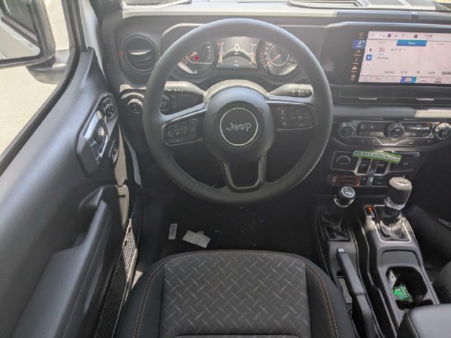 New 2026 Jeep Gladiator Mojave AWD/4WD image 17