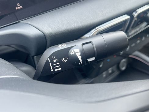 New 2026 Nissan Sentra SV w/ SV Convenience Package FWD image 11