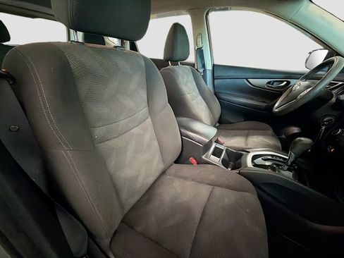 Used 2016 Nissan Rogue S image 22