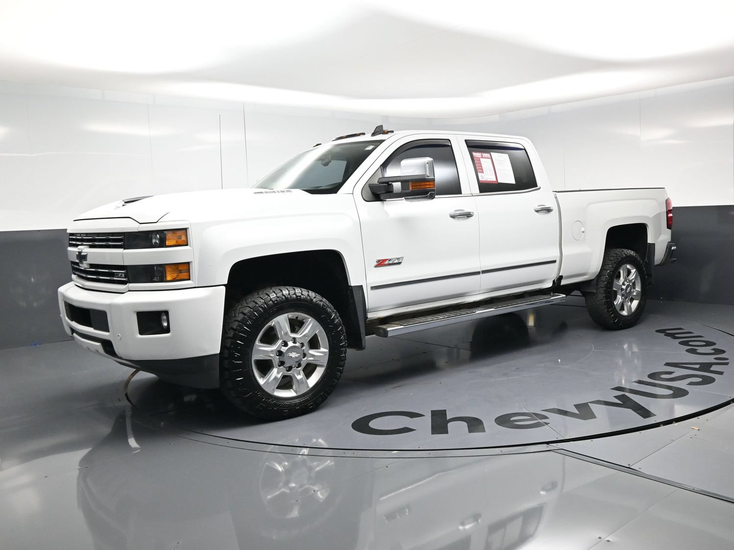 Used 2017 Chevrolet Silverado 2500 LTZ w/ Duramax Plus Package AWD/4WD image 11