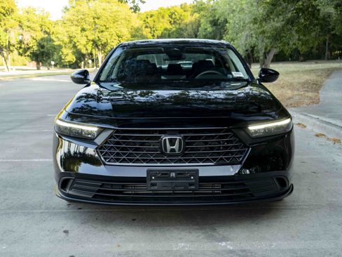Used 2025 Honda Accord LX image 3