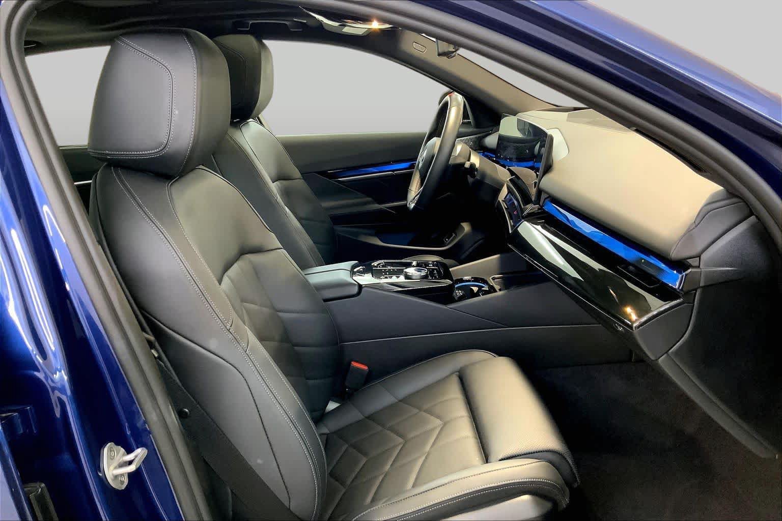 Used 2026 BMW i5 M60 AWD/4WD image 8