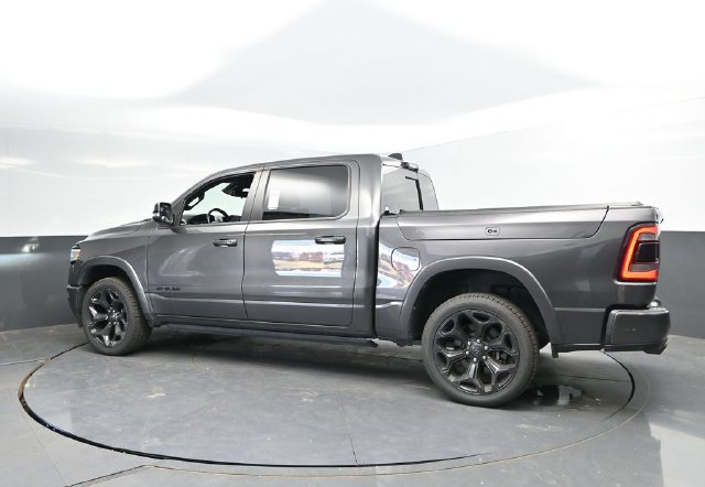 Used 2022 RAM 1500 Limited AWD/4WD image 9