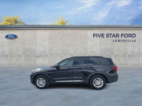 Used 2025 Ford Explorer Active w/ Active Comfort Package RWD image 5
