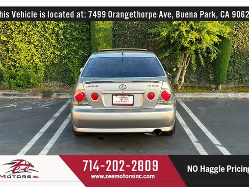 Used 2004 Lexus IS 300 image 8
