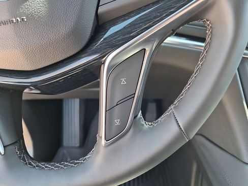 New 2026 Cadillac XT5 Premium Luxury w/ LPO, ONYX Package FWD image 37