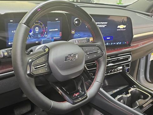 New 2026 Chevrolet Traverse RS w/ LPO, Floor Liner Package AWD/4WD image 18