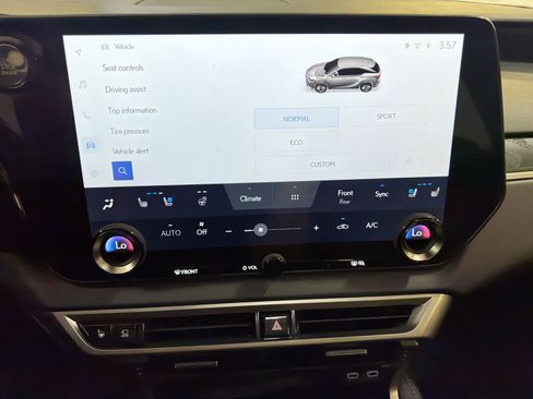 Used 2023 Lexus RX 350 FWD w/ Accessory Package image 20