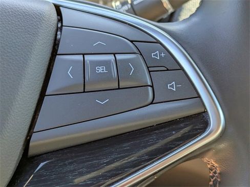 Certified 2025 Cadillac XT5 Premium Luxury image 28