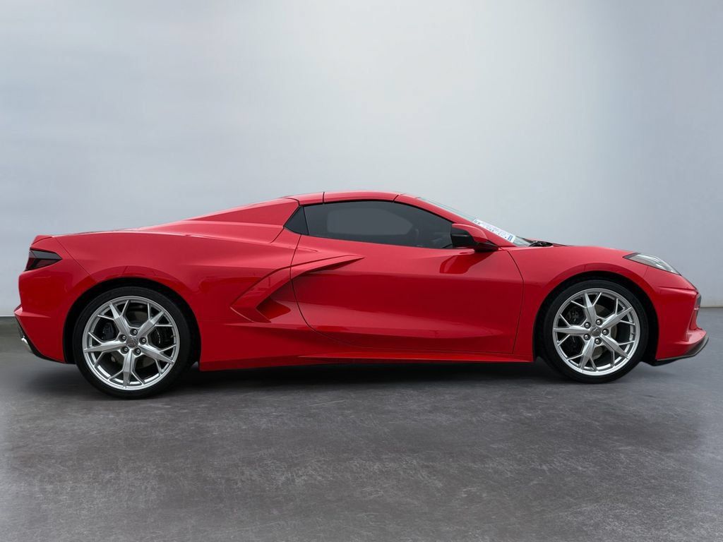 Used 2022 Chevrolet Corvette Stingray Preferred Conv w/ Battery Protection Package RWD image 2