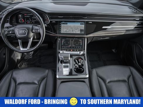 Used 2021 Audi Q8 Prestige w/ Prestige Package image 23