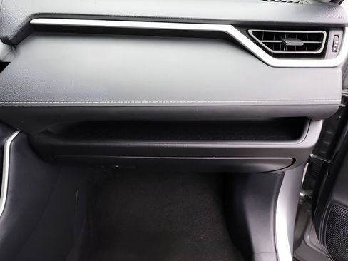 Certified 2024 Toyota RAV4 XLE AWD/4WD image 39