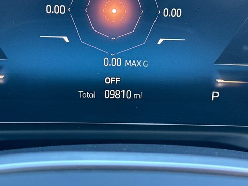 Used 2025 BMW 330i Sedan w/ Premium Package image 35