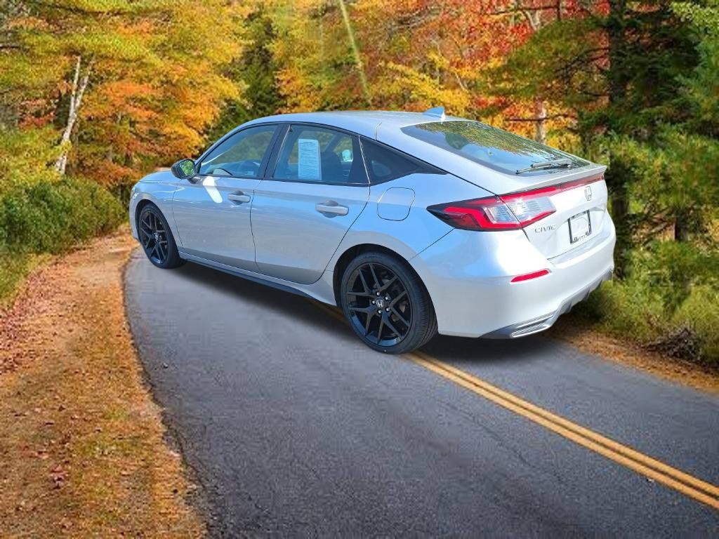 Used 2023 Honda Civic Sport image 5