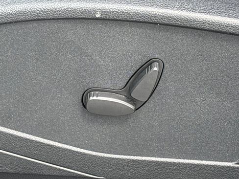 Used 2022 Ford Transit Connect XLT FWD image 16