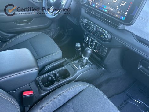 Used 2025 Jeep Wrangler Sahara 4xe w/ Safety Group image 17