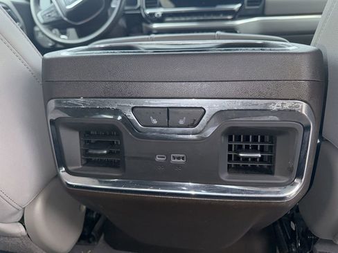 Used 2024 GMC Sierra 1500 SLT w/ SLT Premium Plus Package image 11