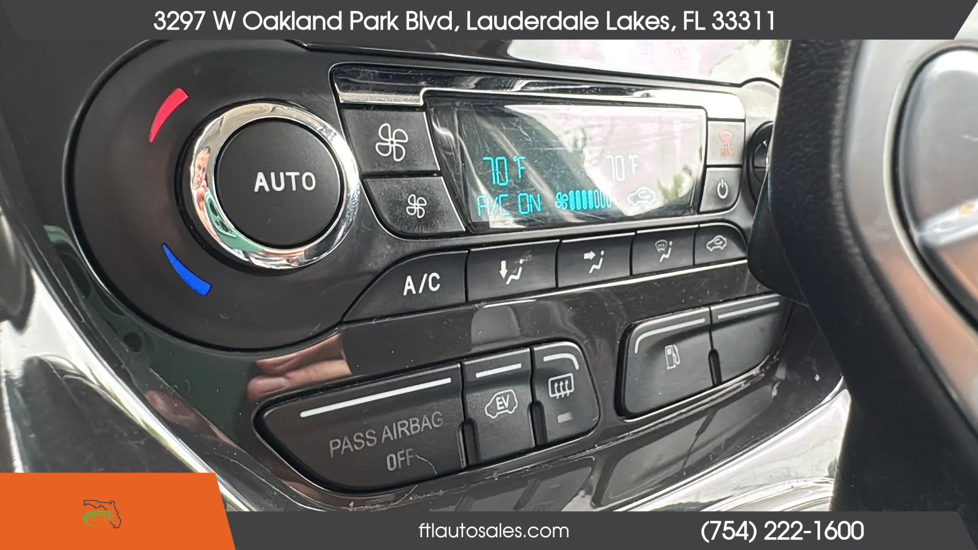 Used 2014 Ford C-MAX Energi SEL w/ Equipment Group 301A FWD image 59