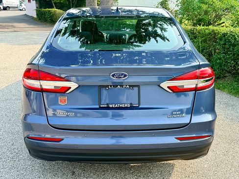 Used 2019 Ford Fusion SE FWD image 5