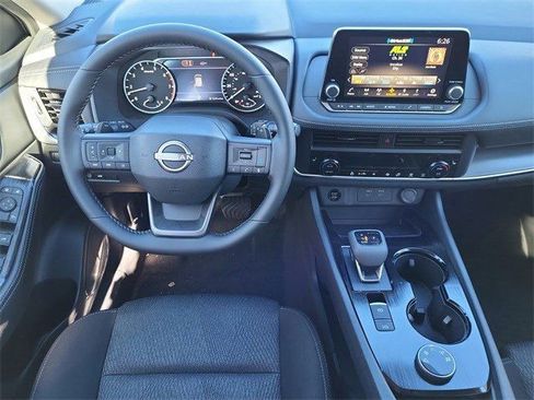 New 2026 Nissan Rogue SV AWD/4WD image 9