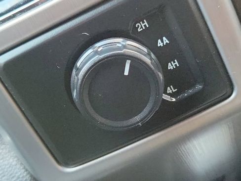 Used 2020 Ford F150 Platinum image 24