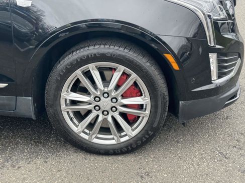 Used 2024 Cadillac XT5 Sportv w/ Technology Package AWD/4WD image 6