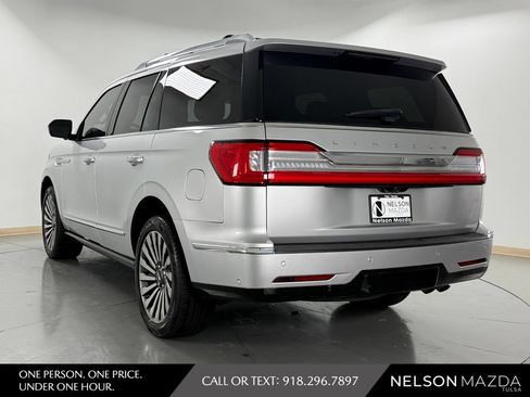 Used 2019 Lincoln Navigator Reserve w/ Cargo Package AWD/4WD image 8