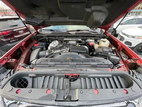 Used 2022 Chevrolet Silverado 2500 LT w/ Z71 Off-Road Package image 13