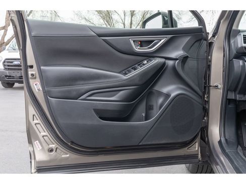 Used 2019 Subaru Forester Premium image 18