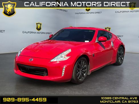 Used 2018 Nissan 370Z Coupe RWD image 1