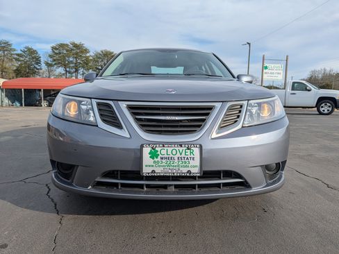 Used 2010 Saab 9-3 2.0T image 3