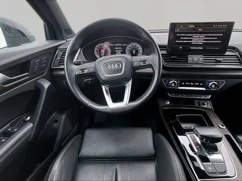 Used 2023 Audi Q5 2.0T Premium Plus w/ Premium Plus Package AWD/4WD image 5