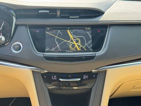 Used 2019 Cadillac XT5 Luxury image 16