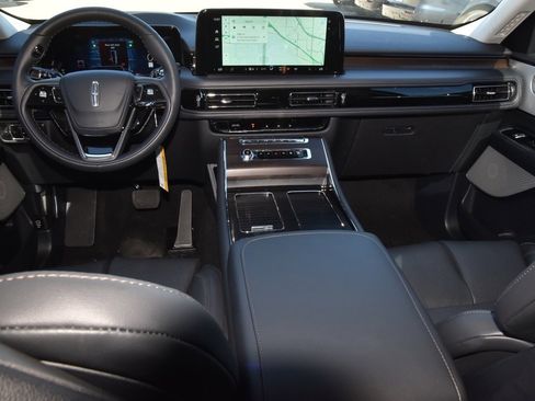 New 2026 Lincoln Aviator Reserve image 17