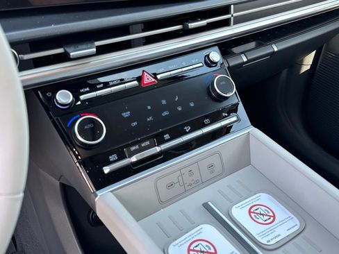 New 2026 Hyundai Santa Fe SE AWD/4WD image 23