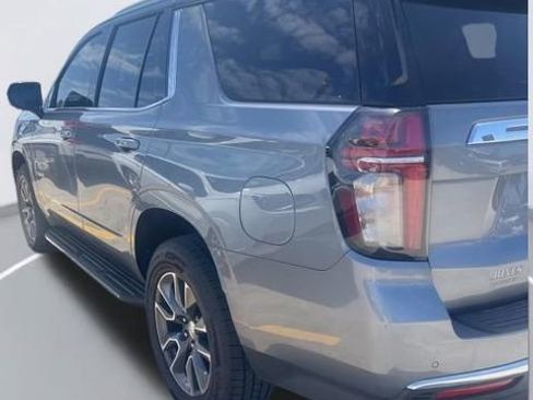 Used 2021 Chevrolet Tahoe LT w/ Luxury Package image 5