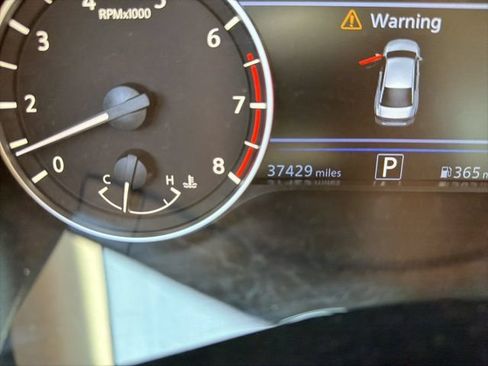 Used 2025 Nissan Altima 2.5 SV FWD image 10