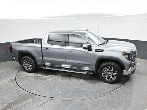 New 2026 GMC Sierra 1500 SLT w/ SLT Premium Package AWD/4WD image 18