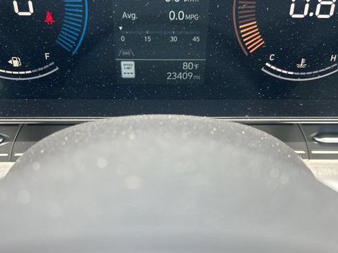 Used 2025 Hyundai Kona SEL FWD image 9